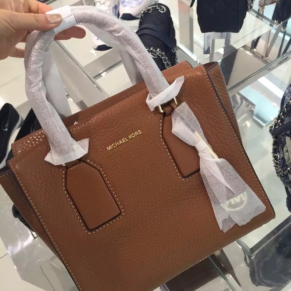 Michael Kors satchels bag Selby crossbody bag NWT - Picture 14 of 14